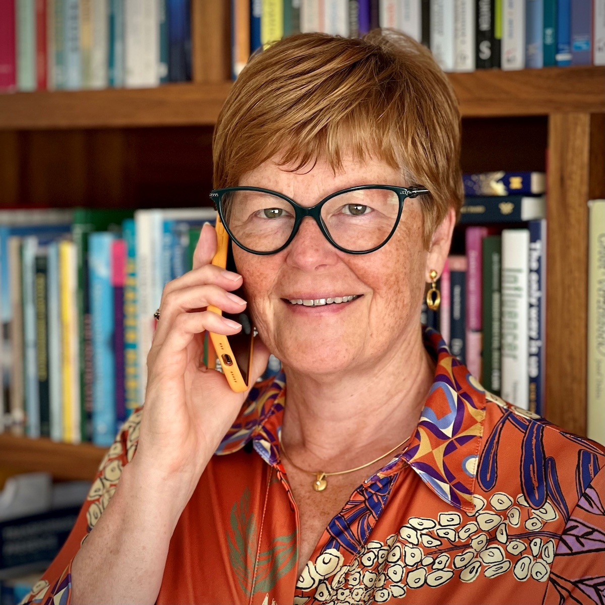 contact met Thea Bombeek